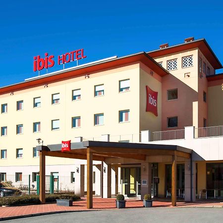 Ibis Como Grandate Esterno foto