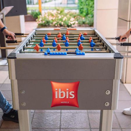 Ibis Como Grandate Esterno foto