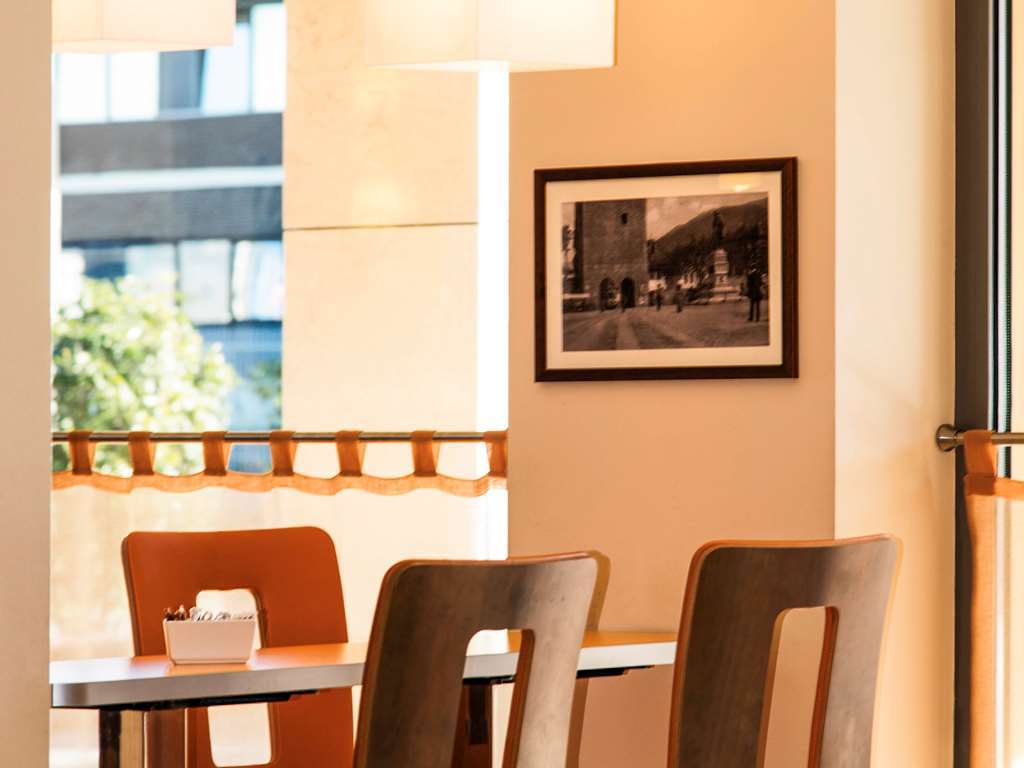 Ibis Como Grandate Ristorante foto